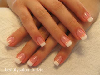 Nagelstudio Hilden